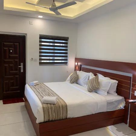 Misty Avenue Premium Rooms