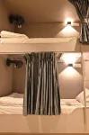 Bed & Bread Dormitory Hotel in zona Golden Bridge