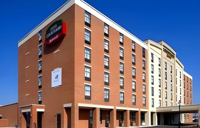 Courtyard Hamilton