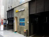 Novaluz Tourist Hotel Hotels near Mangwon Hangang Park