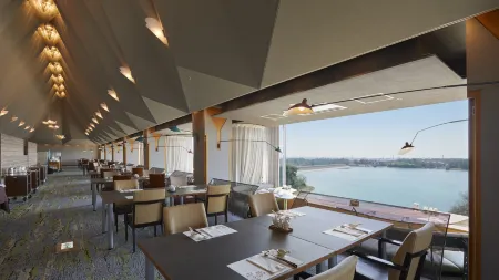 Kikusuitei Отели рядом со станцией Akitsu Railway Station