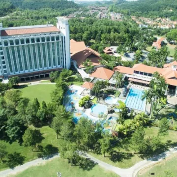 Nilai Springs Resort Hotel Hotels near INTI International University
