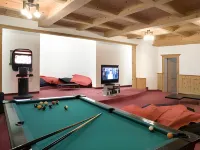 Hotel Strela by Mountain Hotels Hotels near Strelaberg
