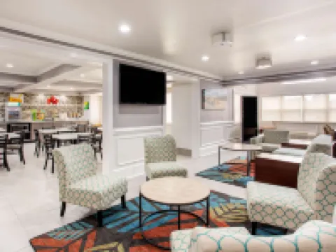 Quality Inn & Suites Myrtle Beach Near Outlets キャロライナ・フォレストのホテル