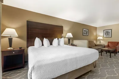 Best Western Plus Burleson Inn  Suites Hotels near Shepherd's Valley Cowboy Church and Arena Complex
