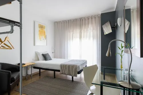 Alfageme Hotels in Raposa