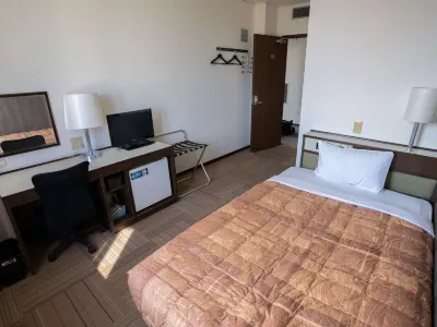 Hotel Green Hill Annex Hotels in Gobo