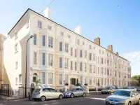 Pearl & Pebbles Eastbourne Hotels near Hampden Park