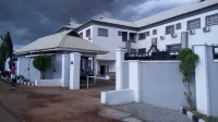 Jay Hiltin Hotel