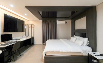Hwaseong Stay13 Hotel