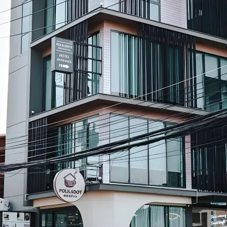 Polkadot Cafe & Hotel