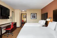 Four Points by Sheraton Hotel & Suites Calgary West - balcony