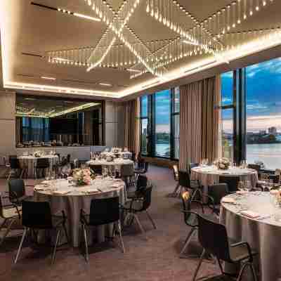 Le Méridien Hamburg Dining/Meeting Rooms