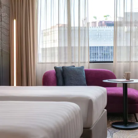 Novotel Kuala Lumpur City Centre Отели рядом с достопримечательностью «Торговый центр Starhill Gallery»