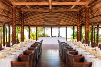 Samoa Beach Resort - breakfast