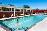 Home2 Suites by Hilton Orlando Near UCF فنادق في أورلاندو