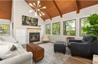 Easy access to bike, hike, golf or paddle from this Bella Vista retreat!