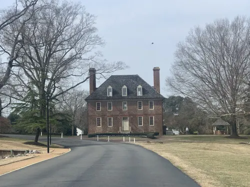 Holiday Family Getaway. Townhouse 4BDR for 12. Big unit, BIG value.