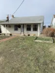 A cottage on the shore of the Delaware River