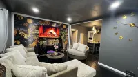 South Sacramento Escape