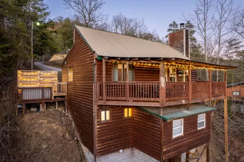 STUNNING SMOKY MOUNTAIN VIEWS! Hot Tub! Games! Close to Dollywood and Parkway! - วิวภูเขา