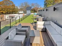 NEW The Layla: Rooftop  Walkable  Downtown