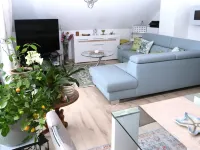 Apartment with balcony in a quiet, sunny location on the outskirts of Saxon Switzerland Hotels in Sebnitz