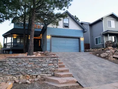 AC & GAME ROOM! Pondy Hills Flagstaff Getaway Hotels near Flagstaff Pulliam Airport