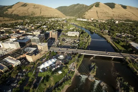 Great View! Wilma Building - Downtown Missoula