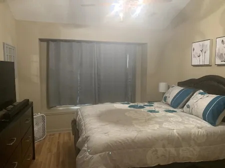 Culberhouse Cottage - Executive/Vacation Rental