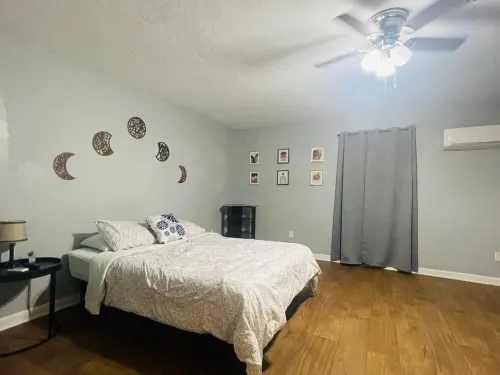 Near Casino's, Beach & Downtown Lake Charles!