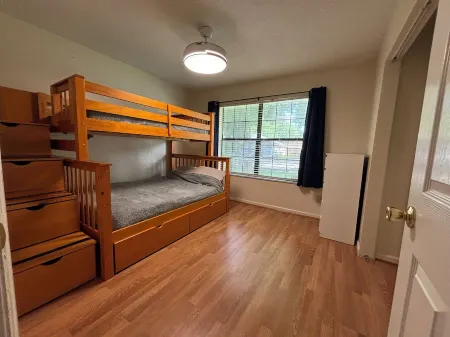 Family-Friendly 3-bedroom house in Quiet Neighborhood in Coastal Port Orange