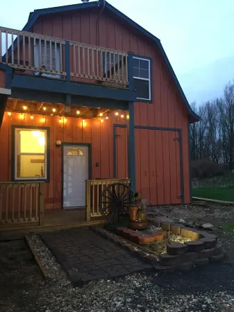 Waterman Hill Guest House Отели в г. Кантон