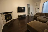 Family friendly house close to Bryce, Zions, and Panguitch Lake. Game room. Hotels in Panguitch