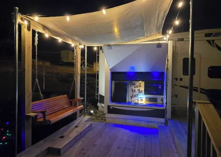 Badin Shores Resort Rental - Sleeps 6 - Fun Lake Vacation - Super Cute!!