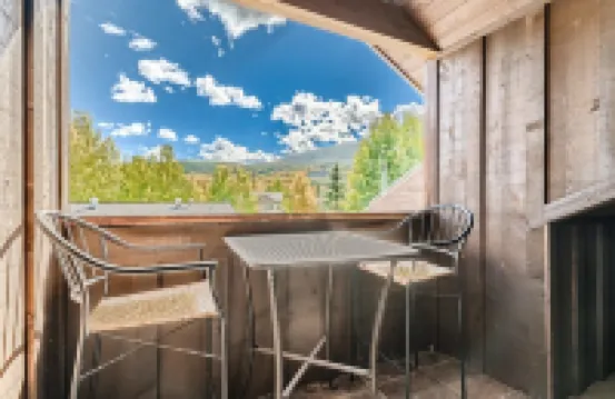 Your family mountain retreat, quiet side of Frisco