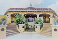 Mickey's Home @ Regal Palms Resort Close to Disney!