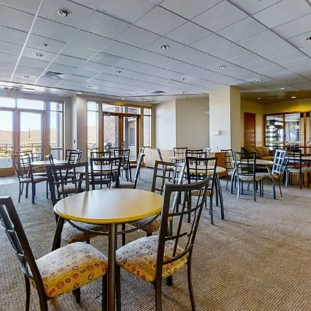 Top Floor Deer Valley Gondola Lakefront Condo- Great views