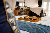 Spacious Sea-View Apt. Overlooking St Ives Bay