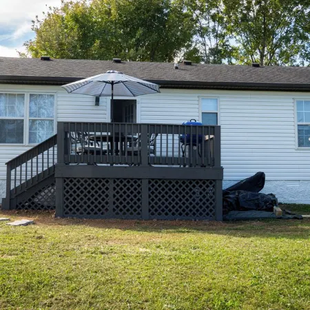 Charming 3-bedroom house in Pleasant Oak Grove with AC, WiFi