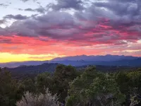 Private and Cozy Adventurer's Haven (Dog Friendly Hotel a La Plata County