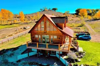 Montrose Quiet Country Home with a View on 3 Acres! Hotels in Montrose County