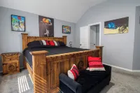 The Gotti Ranch/ Gameroom/ Pool/ Gym/ Theater/ Tiki Bar/ Grills/ Mariokart/ PS4