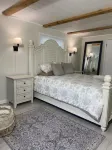 Peaceful mountain retreat with veiws