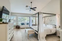 Luxury Golf Course Home, Private Pool, Sleeps 8, Gilbert Arizona