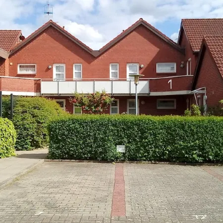 Renovated 2-room apartment, bright and friendly, dogs are welcome