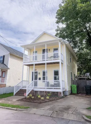 Urban Escape - Downtown Raleigh!