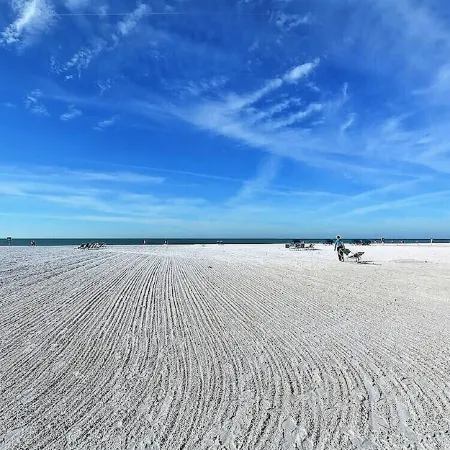 Siesta Key For Me @ The Palm Bay Club