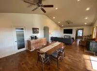 Pastoral home with mountain views for your recreational retreat. Hotels in Terrebonne