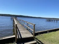 Experience tranquility in this spacious 4- bedroom house on Lake D'Arbonne.